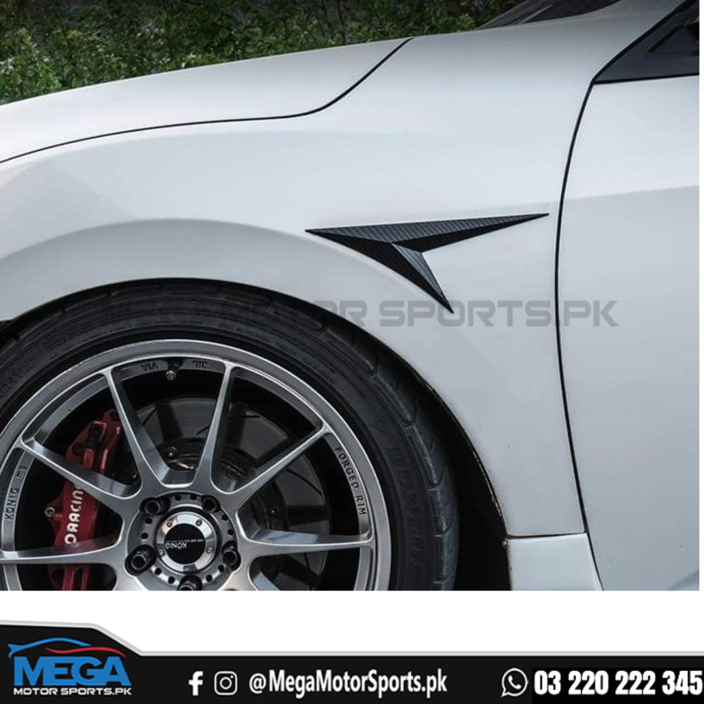 Honda Civic X Carbon Fiber Arrow Fender Trim 2016-2021
