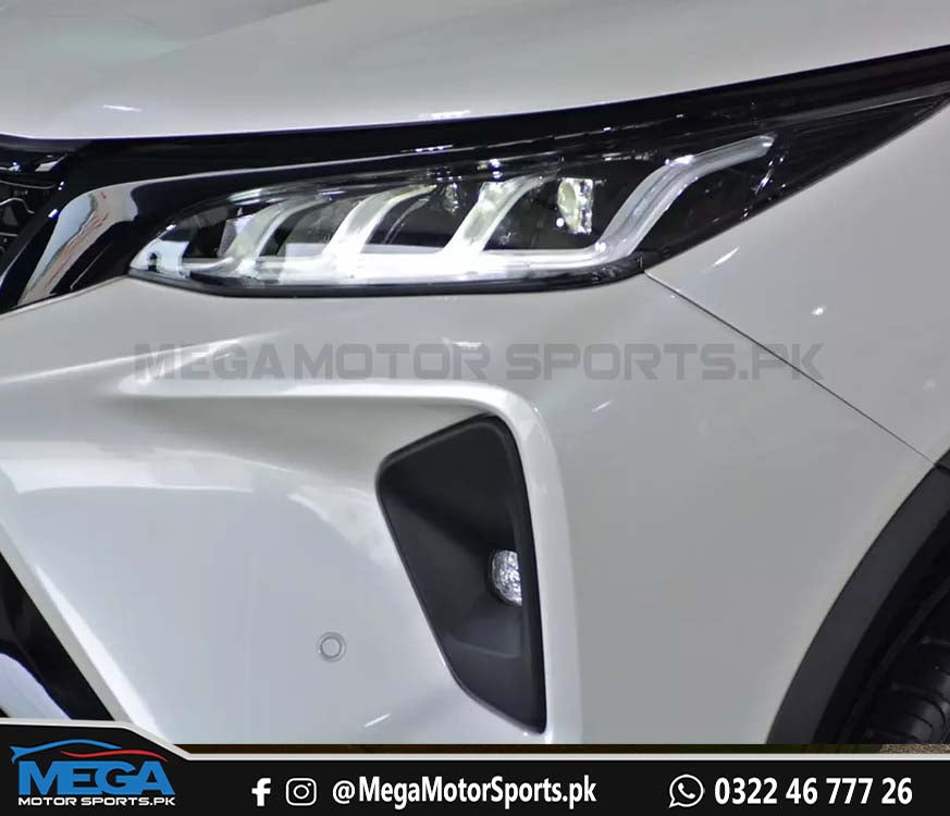 Toyota Fortuner Legender LED Facelift Headlights - For Facelift and Legender Fortuner