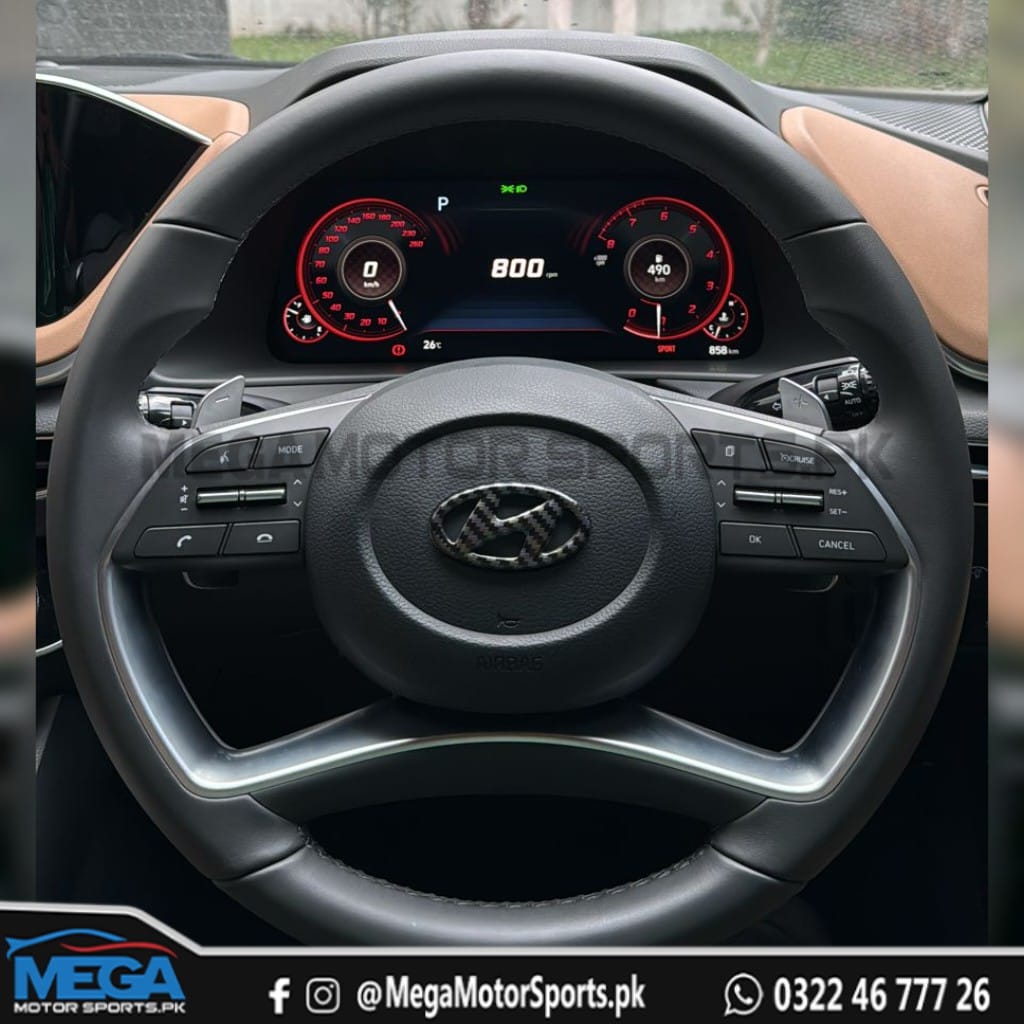 Hyundai Carbon Fiber Steering Logo