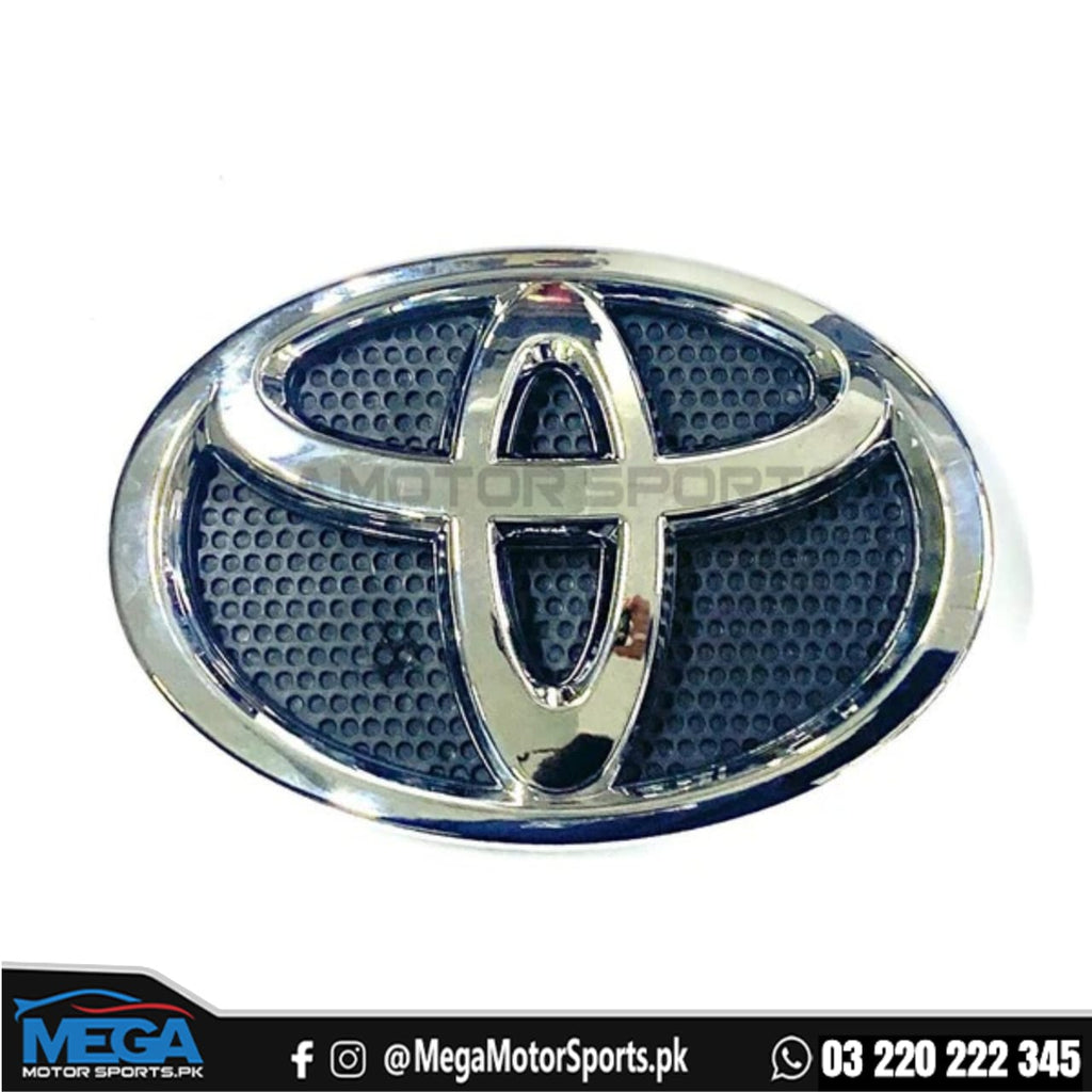 Toyota Land Cruiser Front Grill Logo Emblem